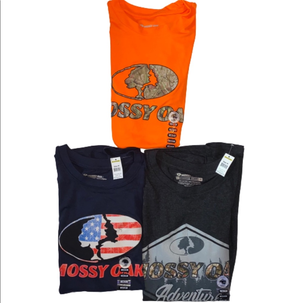 3 Pairs Of Mossy Oak T-Shirts